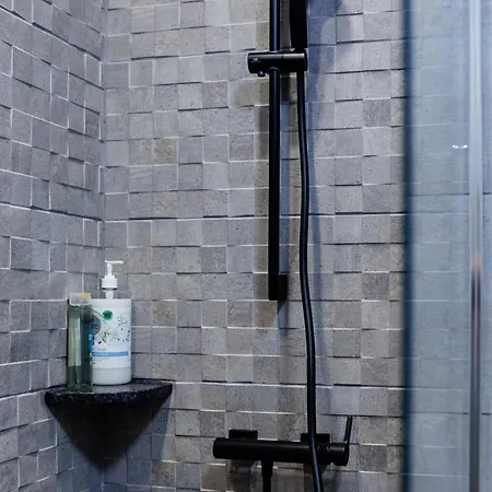 The Corner Luxe * Boekarest